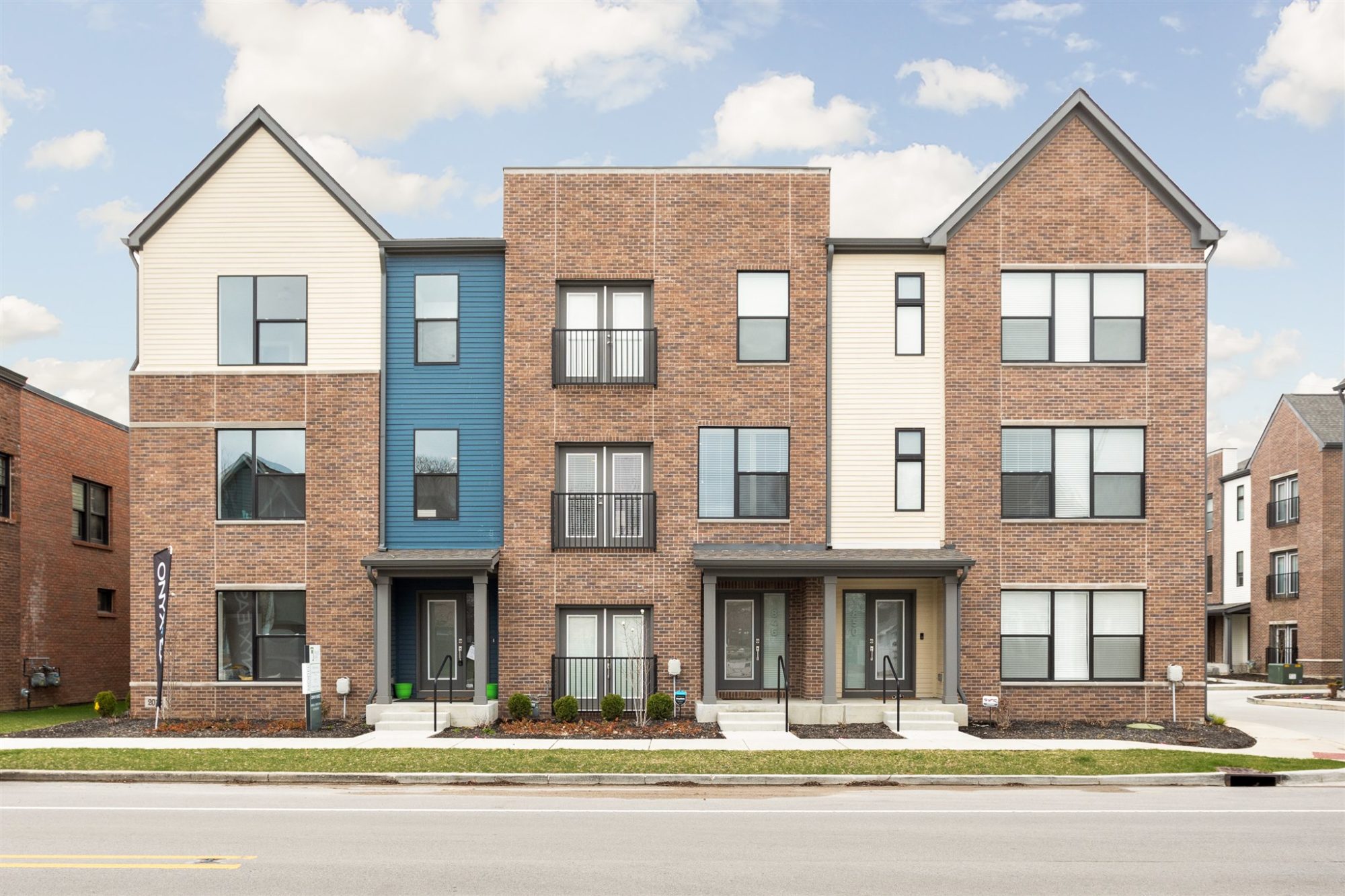 Onxy+East condominiums in Indianapolis, Indiana
